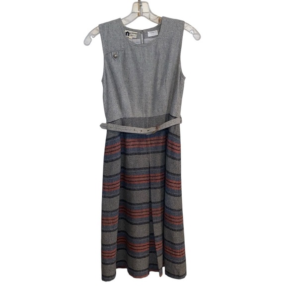 Vintage mid century 50s wool sleeveless grey red twee dress Academia winter chic - Picture 1 of 8